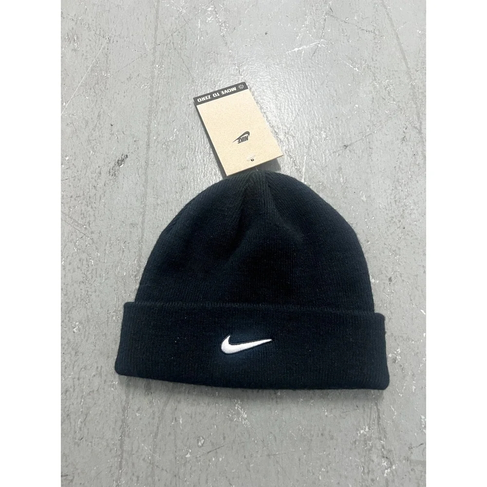 Nike Terra Swoosh‎ Beanie Unisex Black White Knit Cuffed Hat Winter Outdoor NWT